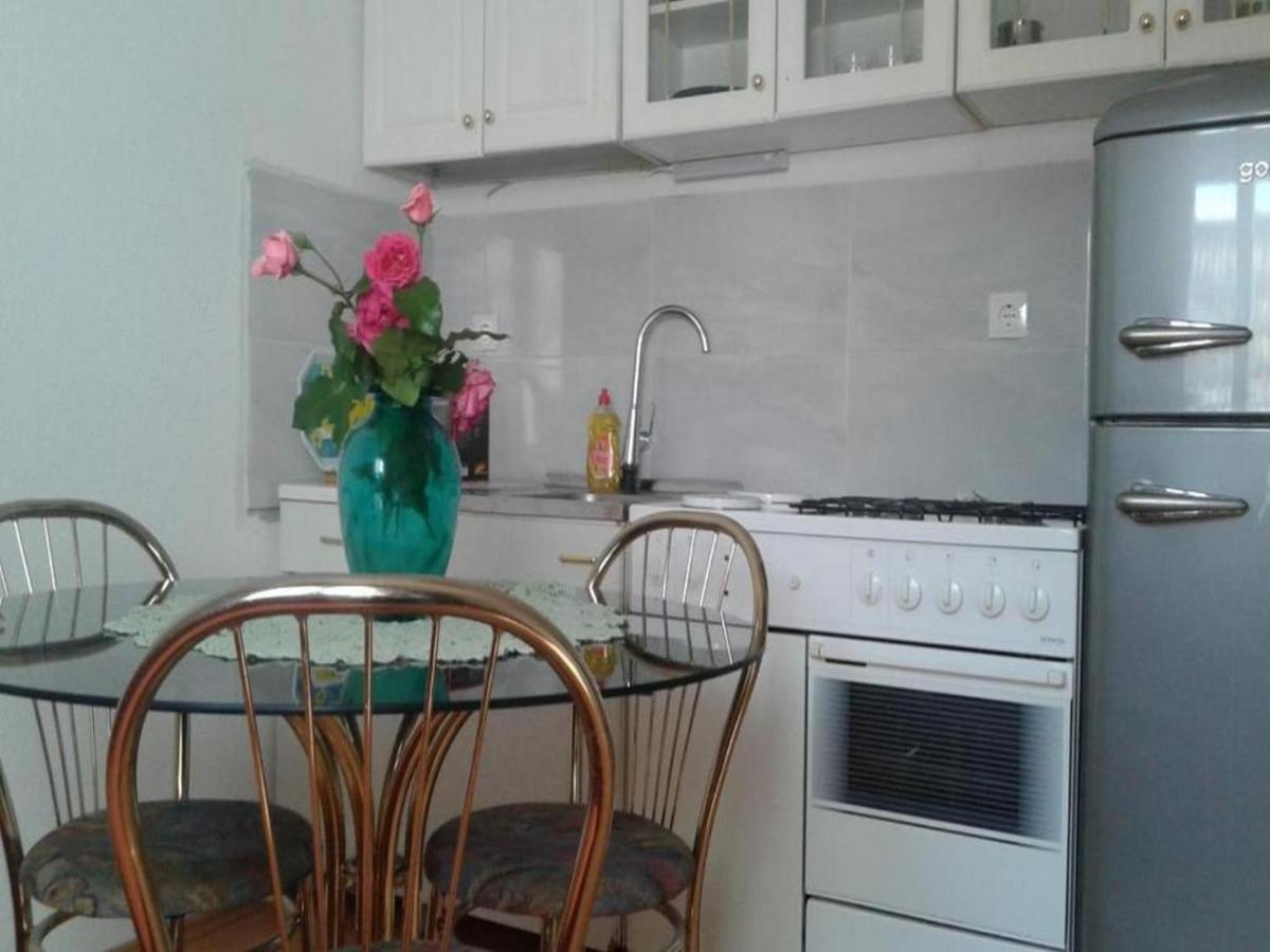 Holiday Home Carevic Gornja Brela ภายนอก รูปภาพ