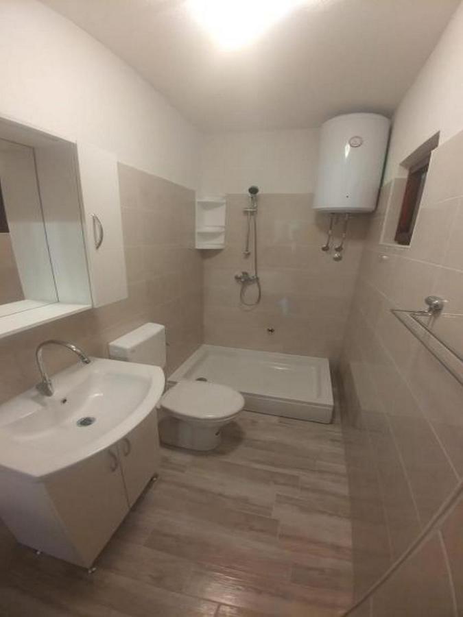 Holiday Home Carevic Gornja Brela ภายนอก รูปภาพ